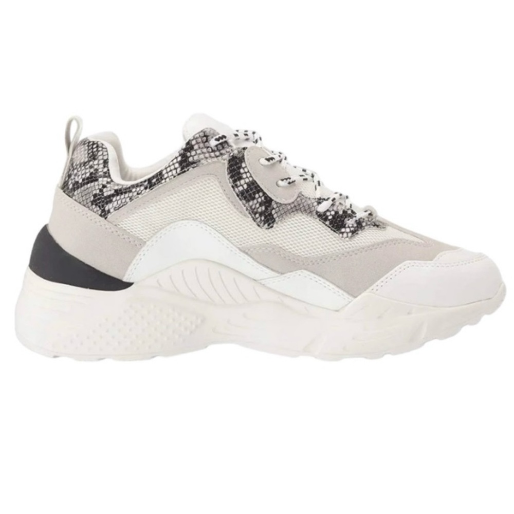 Steve Madden sneakers